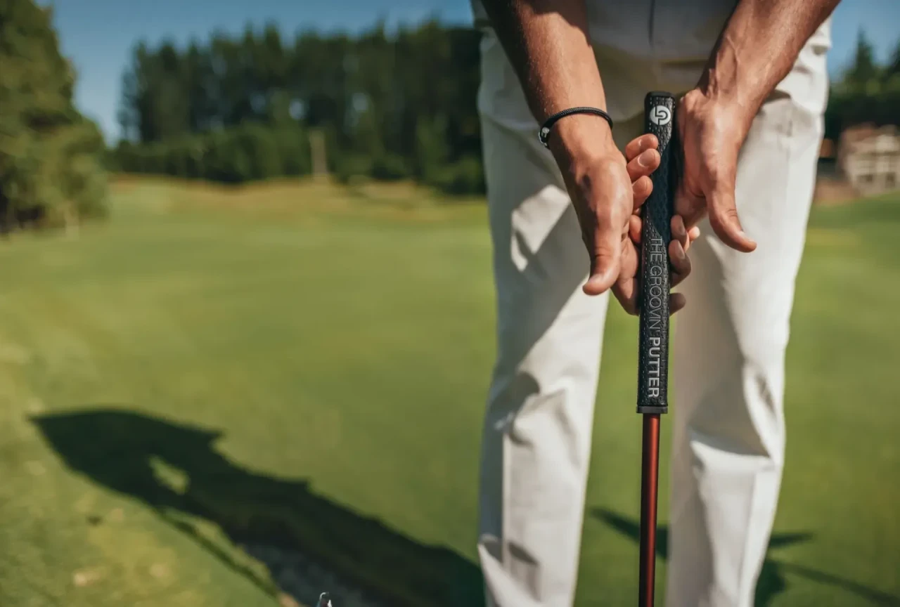 Golfer beim Fitting-Event auf dem Platz